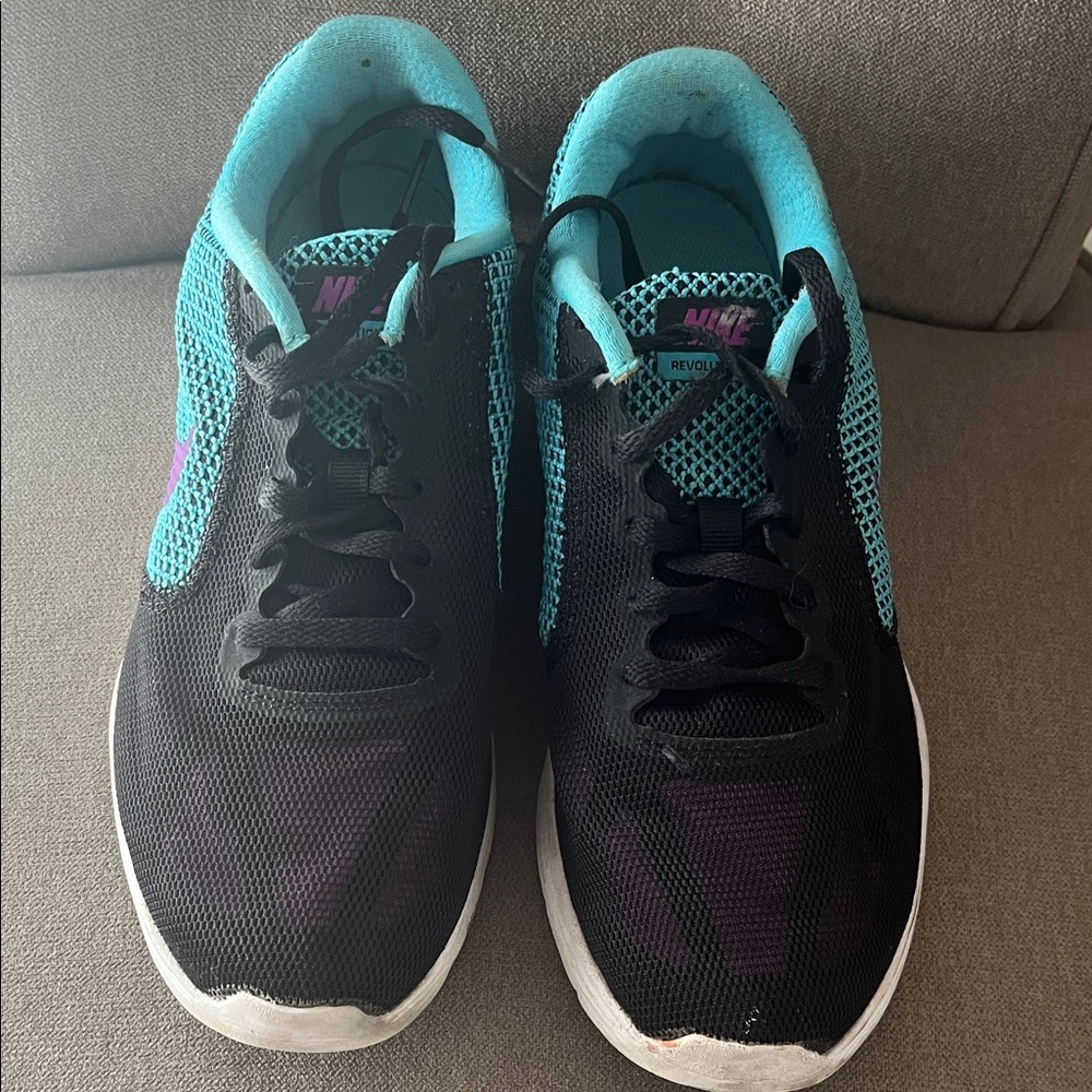 WOMEN NIKE REVOLUTION 3 819303-004 RUN CROSS FIT ACTIVE GYM SNEAKERS